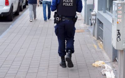 Parlement bruxellois: l’inanité des «recommandations» concernant les relations police-citoyens